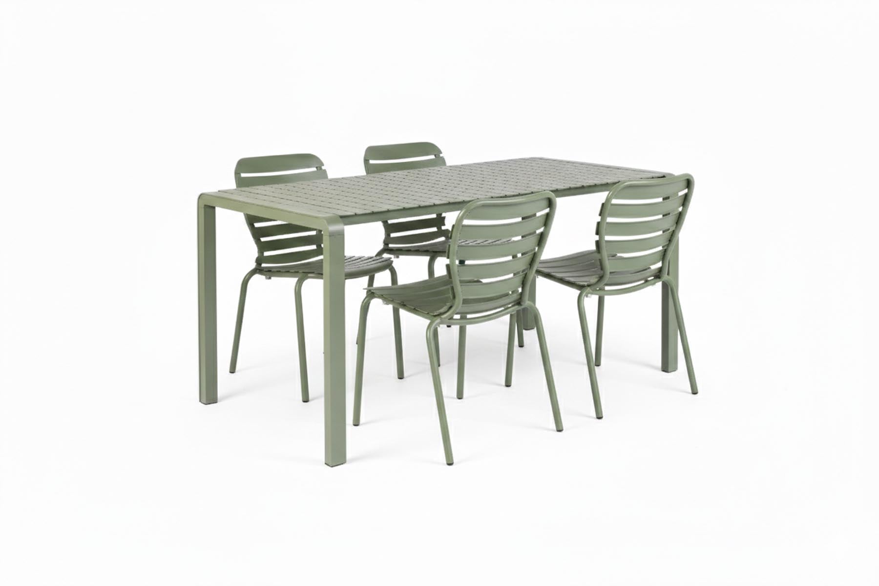 Gartentisch Vondel 168.5 + 4 Stühle Vondel Grün in Grün präsentiert im Onlineshop von KAQTU Design AG. Gartentischset ist von Zuiver