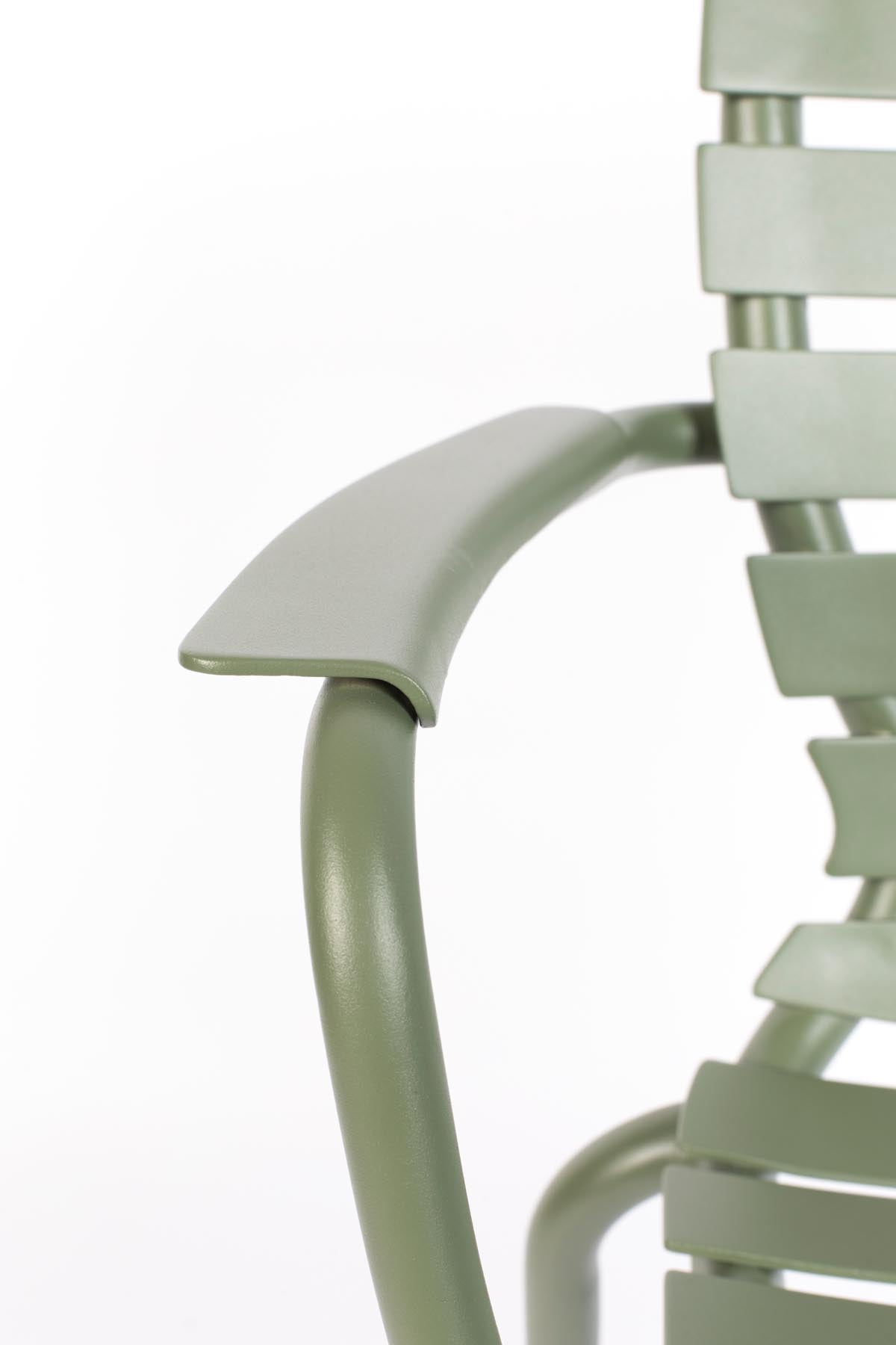 Gartentisch Vondel 168.5 + 4 Armlehnstühle Vondel Grün in Grün präsentiert im Onlineshop von KAQTU Design AG. Gartentischset ist von Zuiver