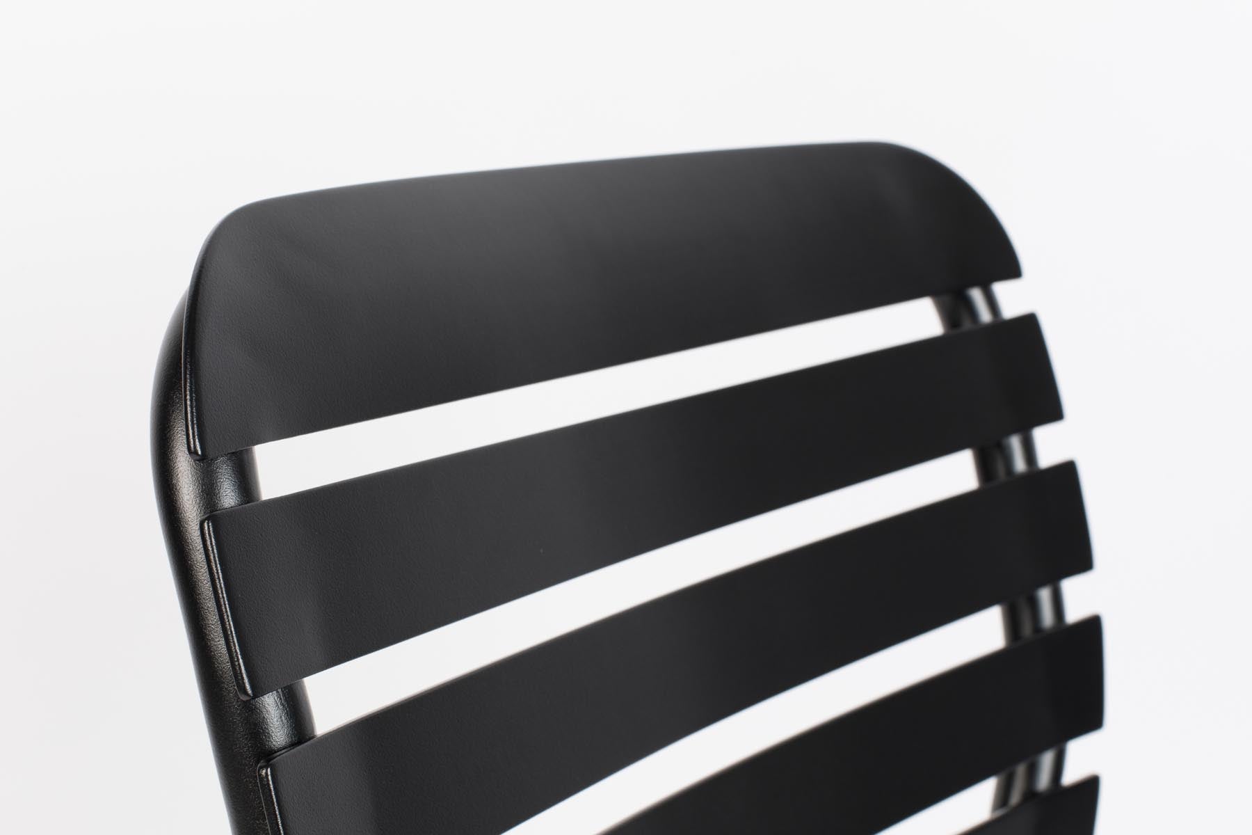 Gartentisch Vondel 168.5 + 2 Stühle + Bank Vondel Schwarz in Schwarz präsentiert im Onlineshop von KAQTU Design AG. Gartentischset ist von Zuiver
