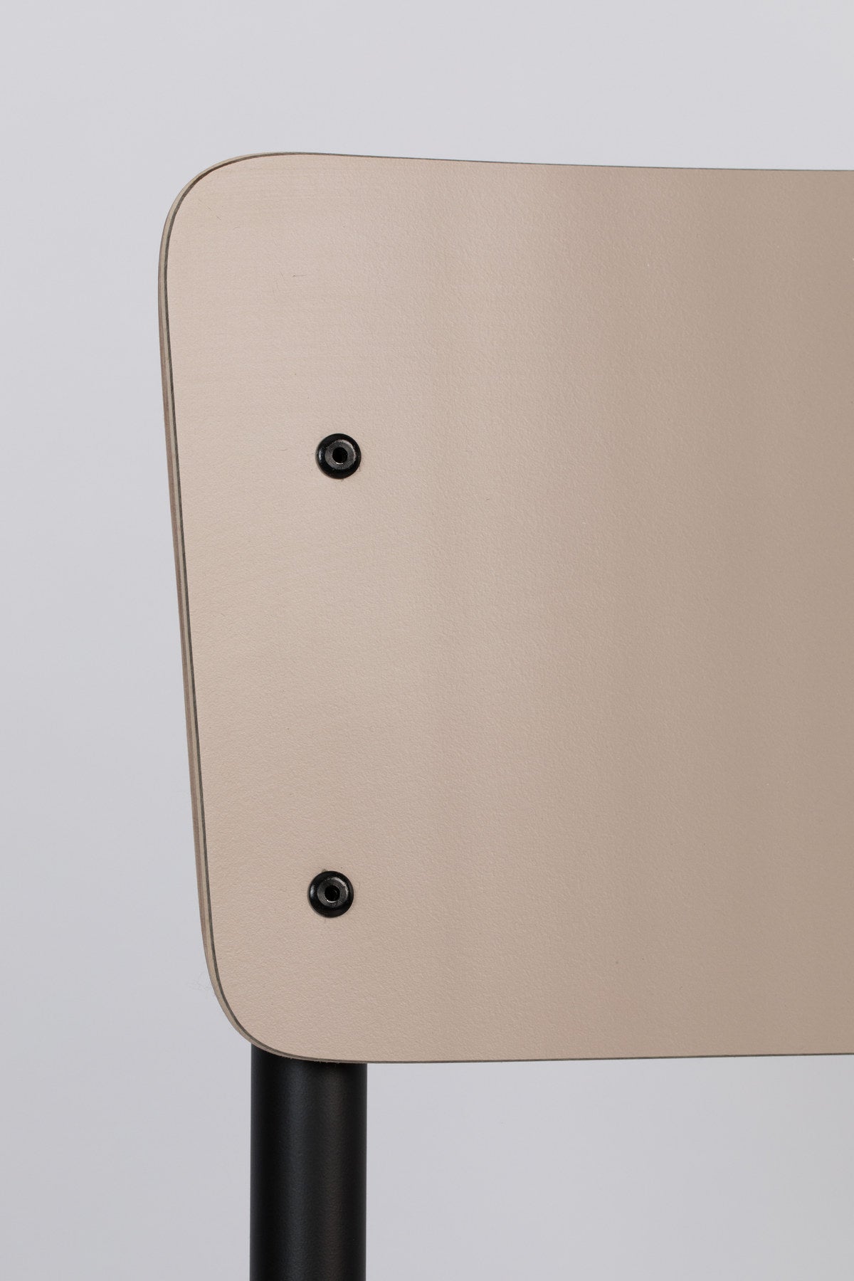 Stuhl Back to School in beige präsentiert im Onlineshop von KAQTU Design AG. Stuhl ist von Zuiver