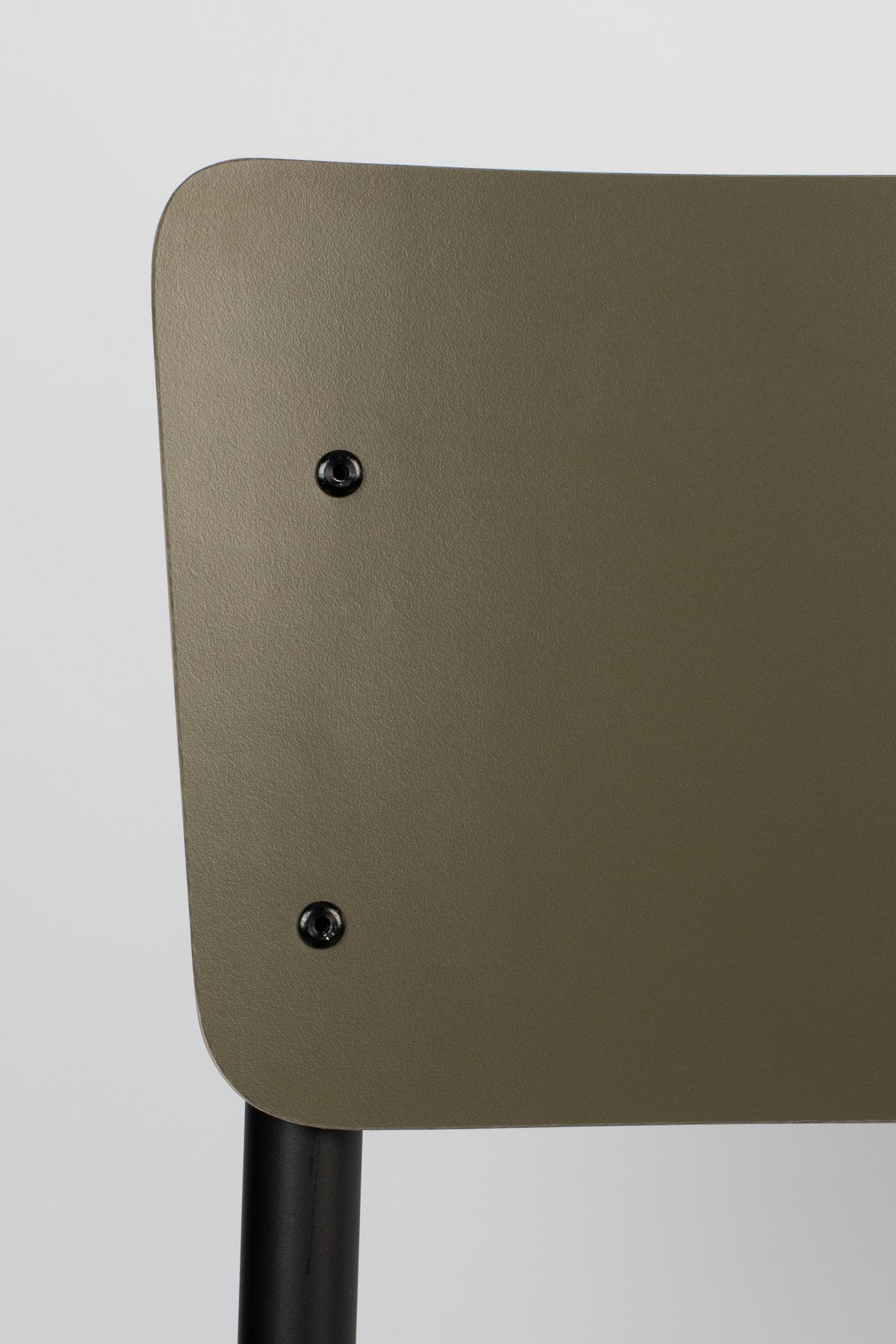 Stuhl Back to School in Olive präsentiert im Onlineshop von KAQTU Design AG. Stuhl ist von Zuiver