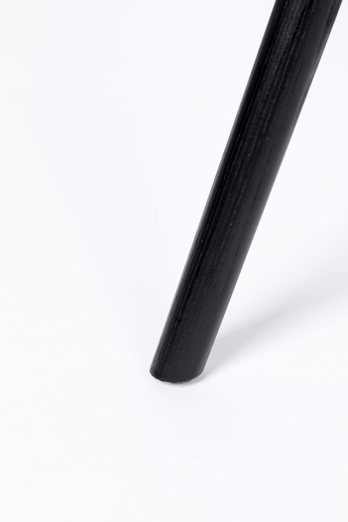Stuhl Albert Kuip gepolstert in beige präsentiert im Onlineshop von KAQTU Design AG. Stuhl ist von Zuiver