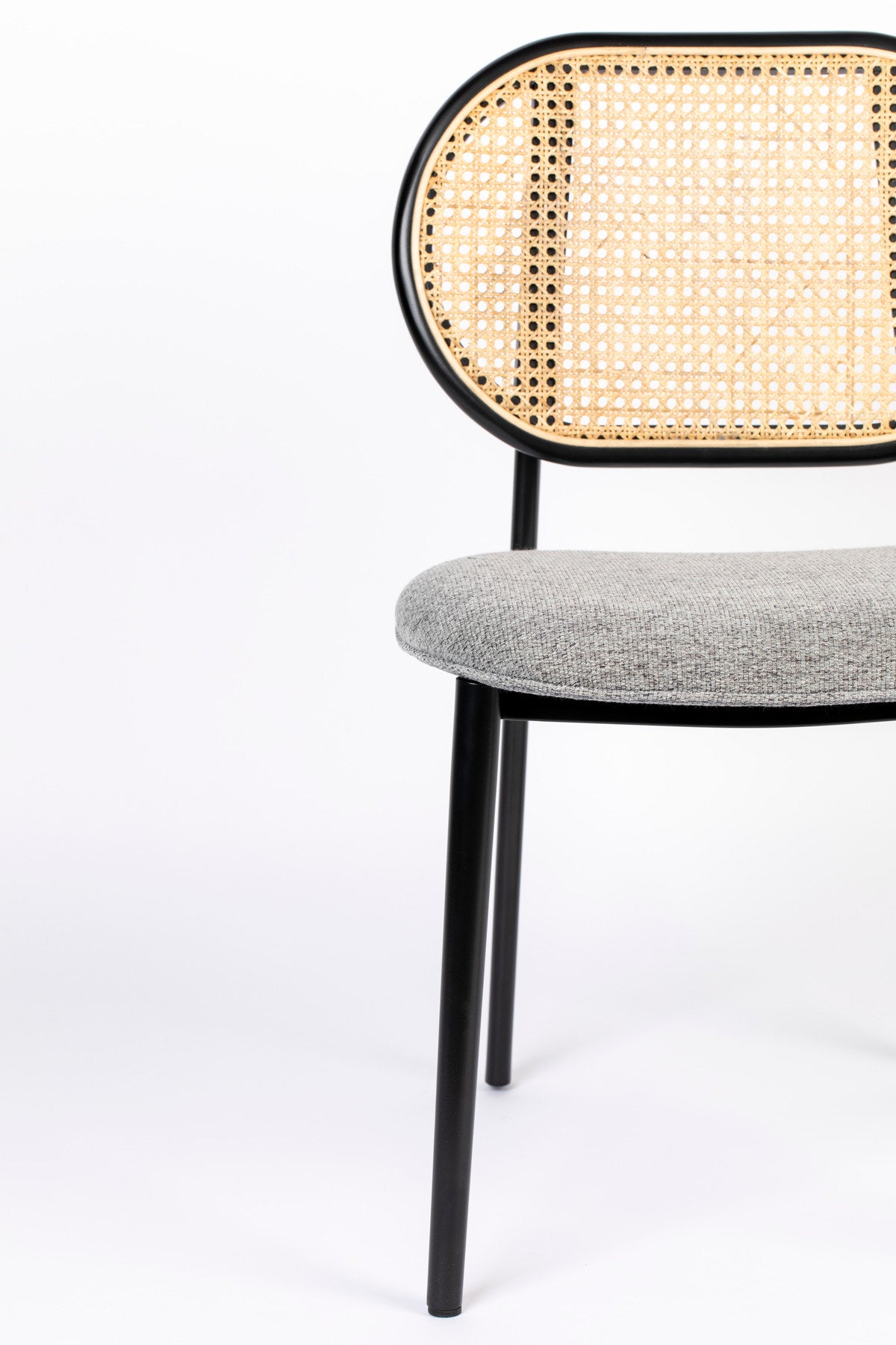 Stuhl Spike in Grau präsentiert im Onlineshop von KAQTU Design AG. Stuhl ist von Zuiver