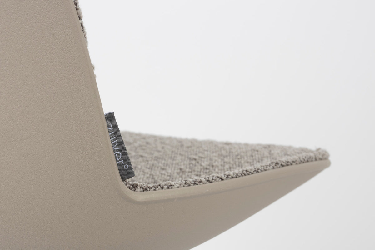 Bürostuhl Albert Kuip in Taupe präsentiert im Onlineshop von KAQTU Design AG. Bürostuhl ist von Zuiver