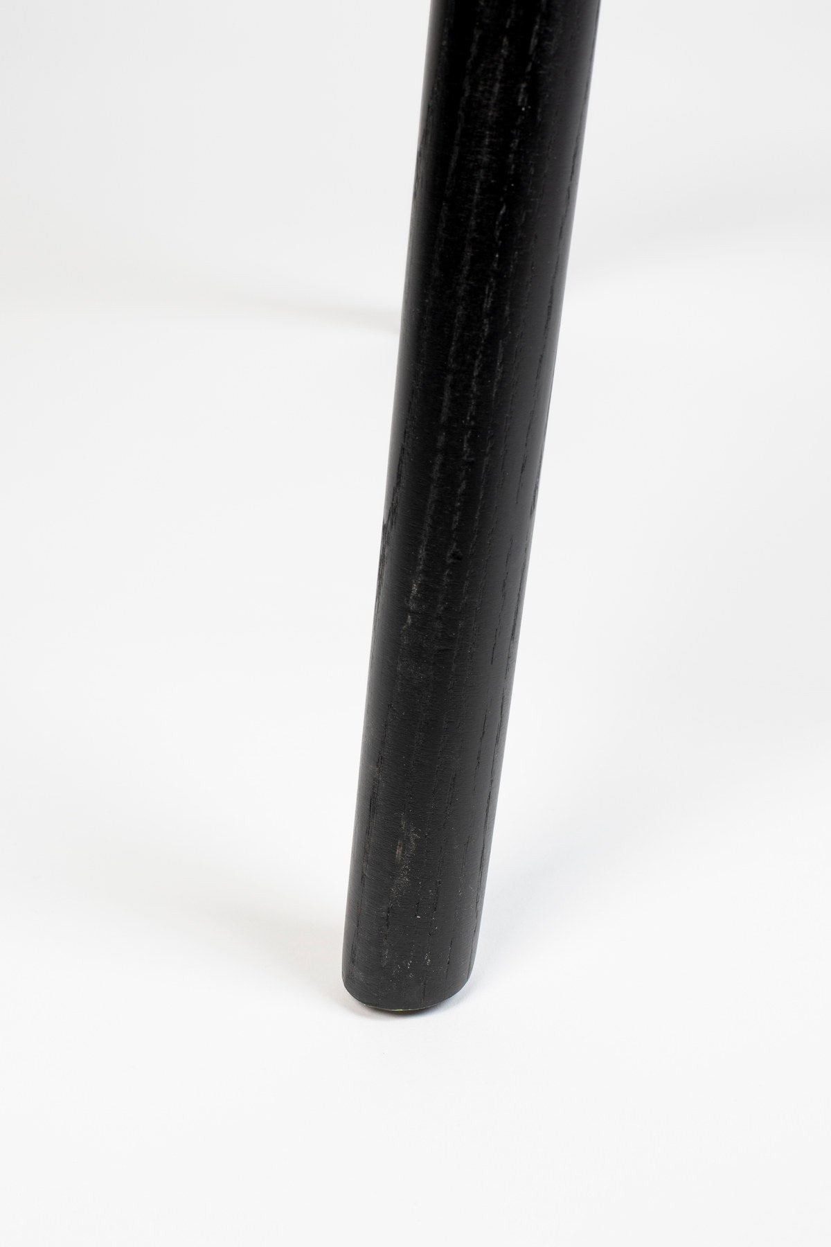 Barstuhl Albert Kuip in Schwarz präsentiert im Onlineshop von KAQTU Design AG. Barstuhl ist von Zuiver