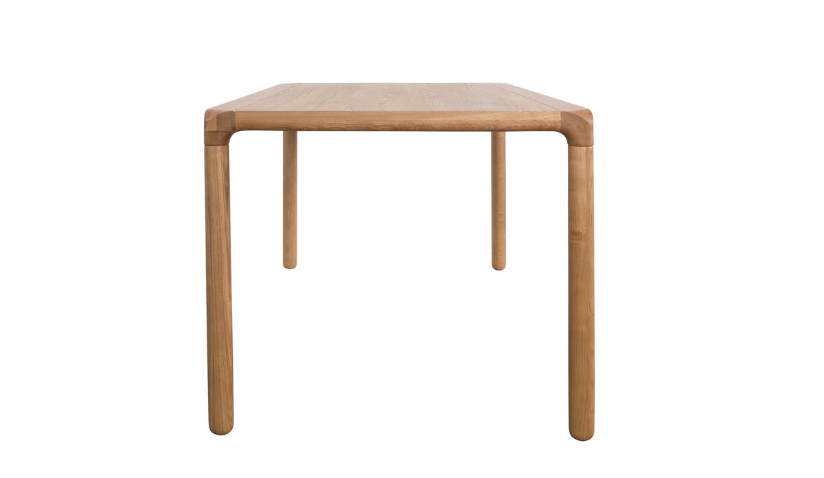 Tisch Storm in Natur präsentiert im Onlineshop von KAQTU Design AG. Esstisch ist von Zuiver