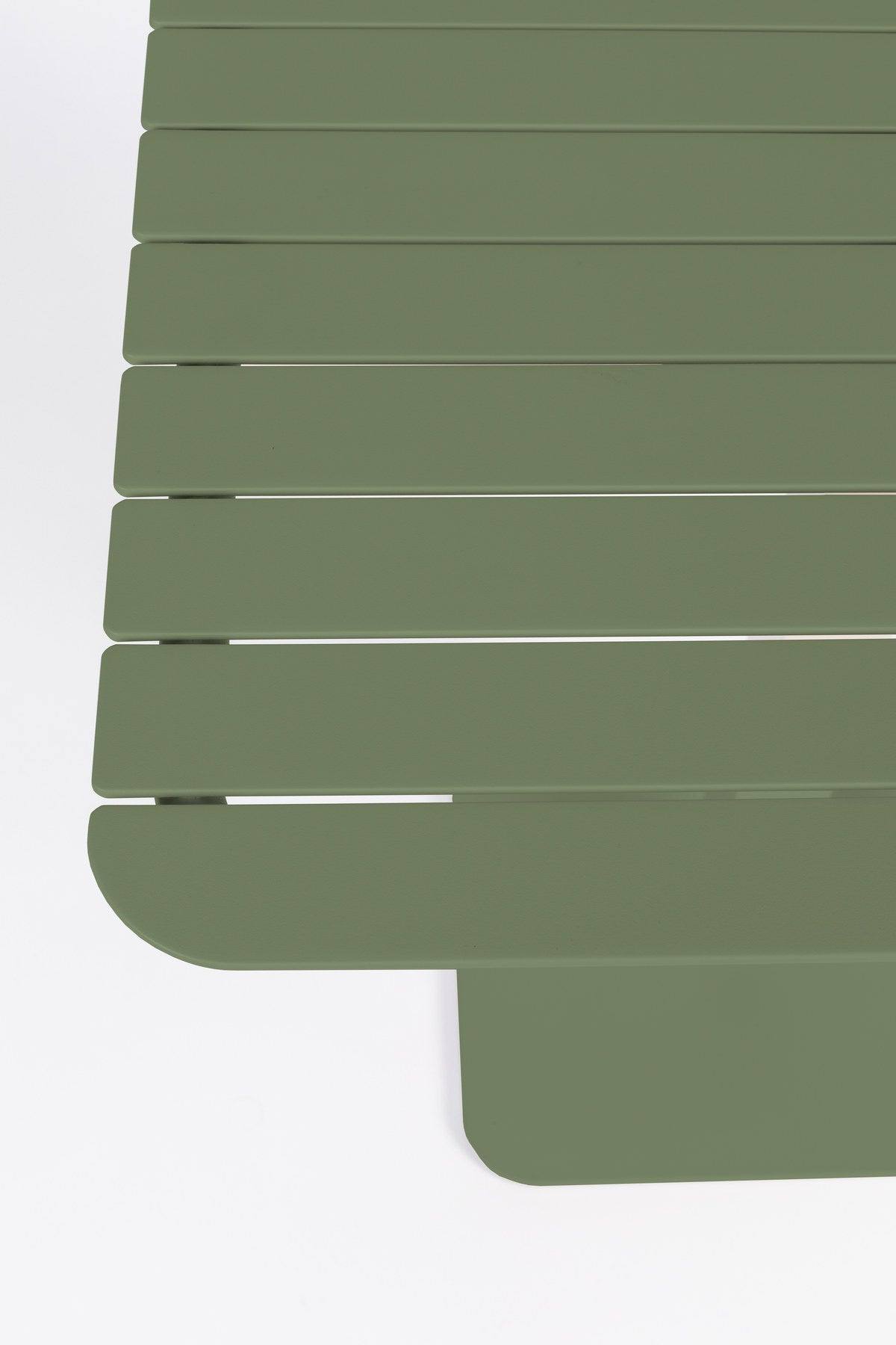 Garten Bistrotisch Vondel in Grün präsentiert im Onlineshop von KAQTU Design AG. Beistelltisch Outdoor ist von Zuiver