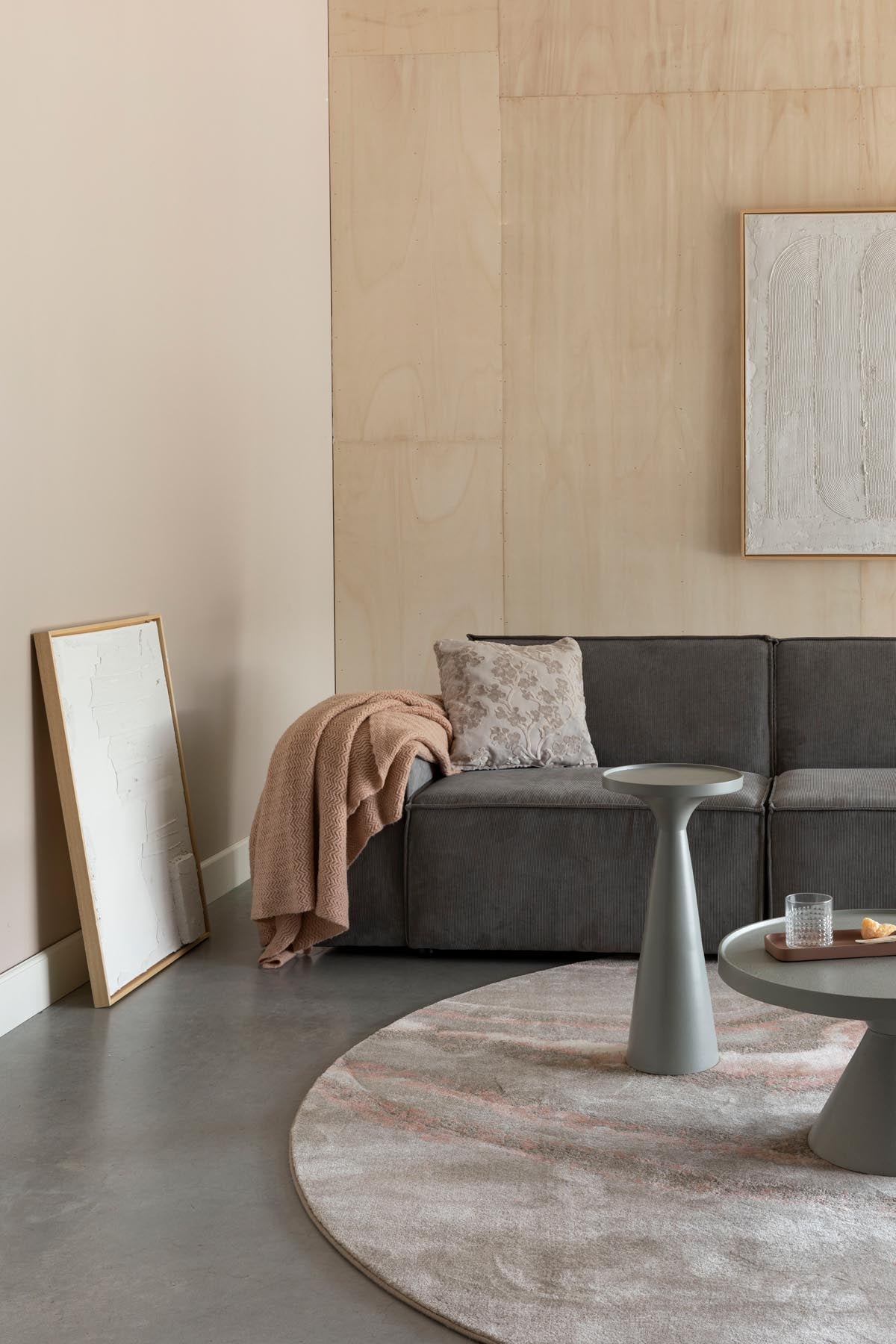 Beistelltisch Floss in Grau präsentiert im Onlineshop von KAQTU Design AG. Beistelltisch ist von Zuiver