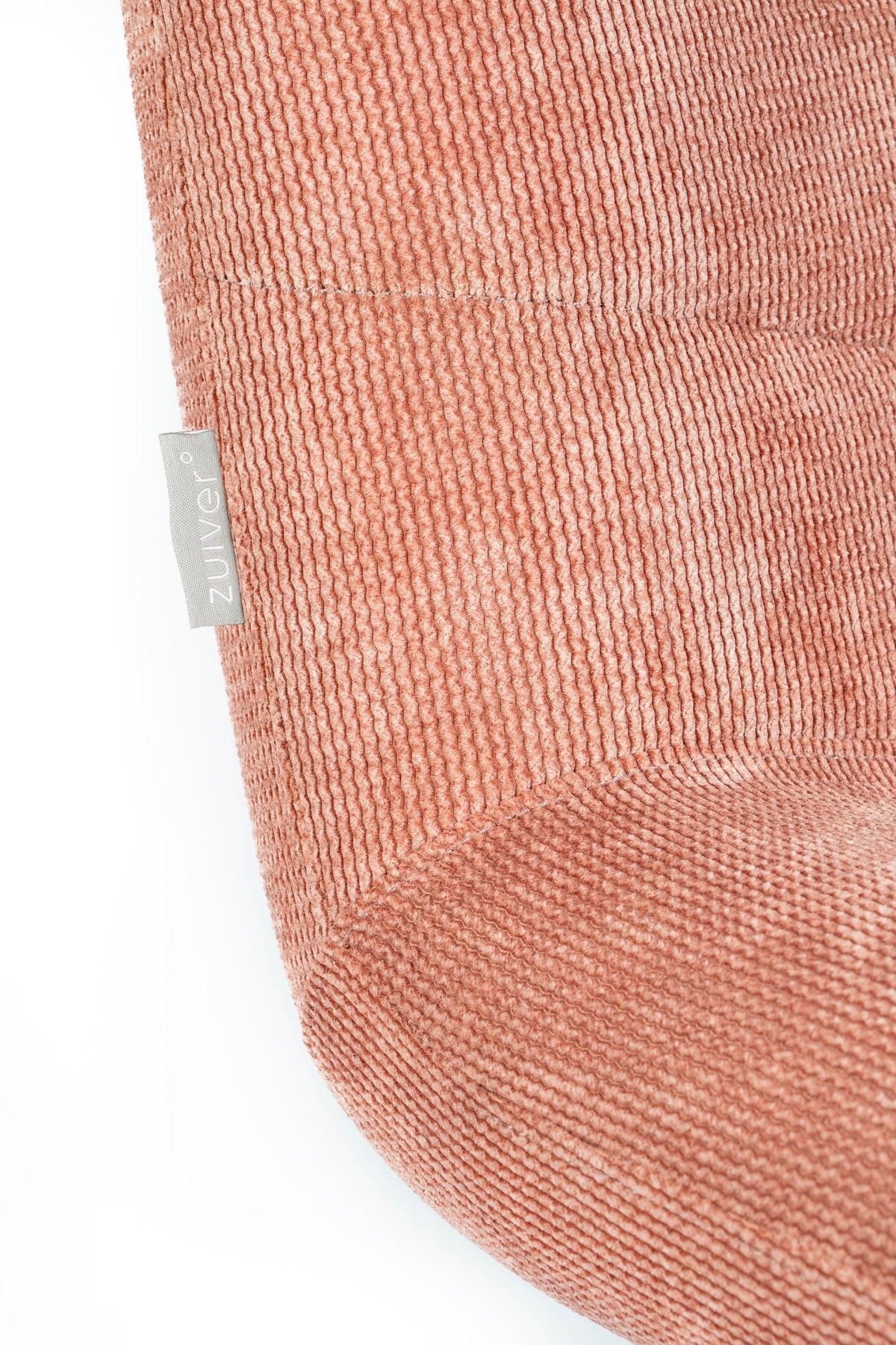 Lounge Sessel Bubba in Pink präsentiert im Onlineshop von KAQTU Design AG. Sessel ist von Zuiver