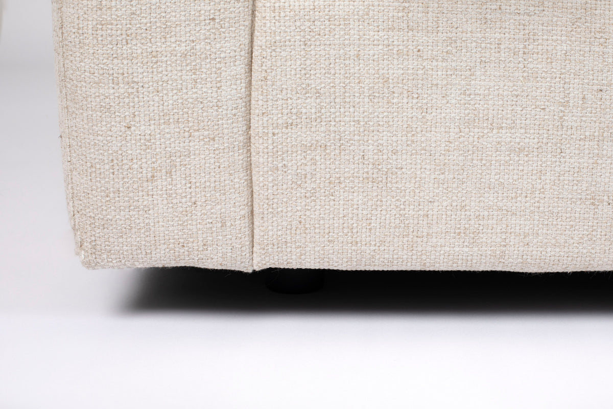 Sofa Sense 3 Sitzer in Creme präsentiert im Onlineshop von KAQTU Design AG. 3er Sofa ist von Zuiver