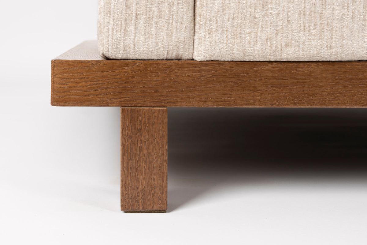 Sofa Blossom 4.5-Sitzer in Creme präsentiert im Onlineshop von KAQTU Design AG. 4er Sofa ist von Zuiver