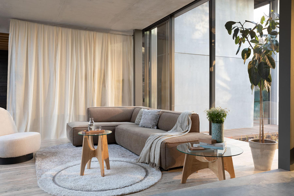 SOFA FAT FREDDY links in Braun präsentiert im Onlineshop von KAQTU Design AG. Ecksofa links ist von Zuiver