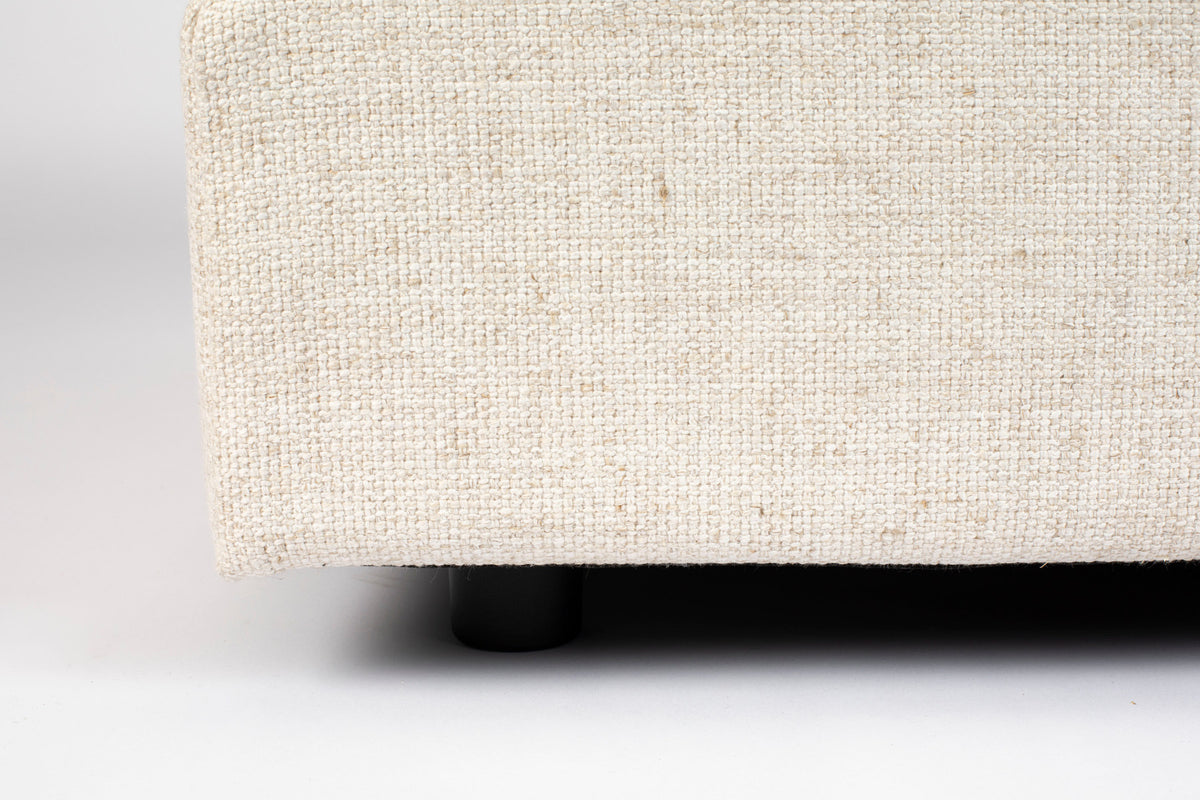 Hocker Sense in Cream präsentiert im Onlineshop von KAQTU Design AG. Hocker ist von Zuiver