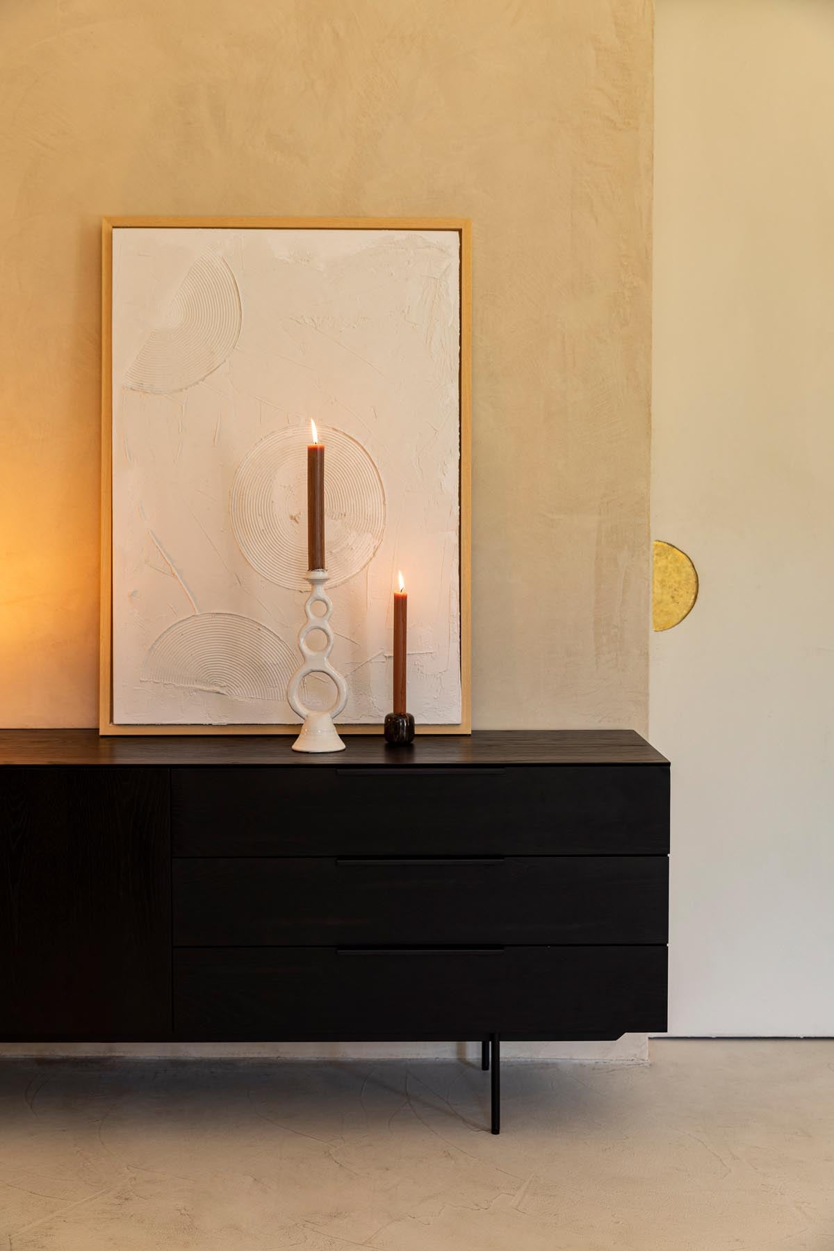 Sideboard Travis in Schwarz präsentiert im Onlineshop von KAQTU Design AG. Sideboard ist von Zuiver