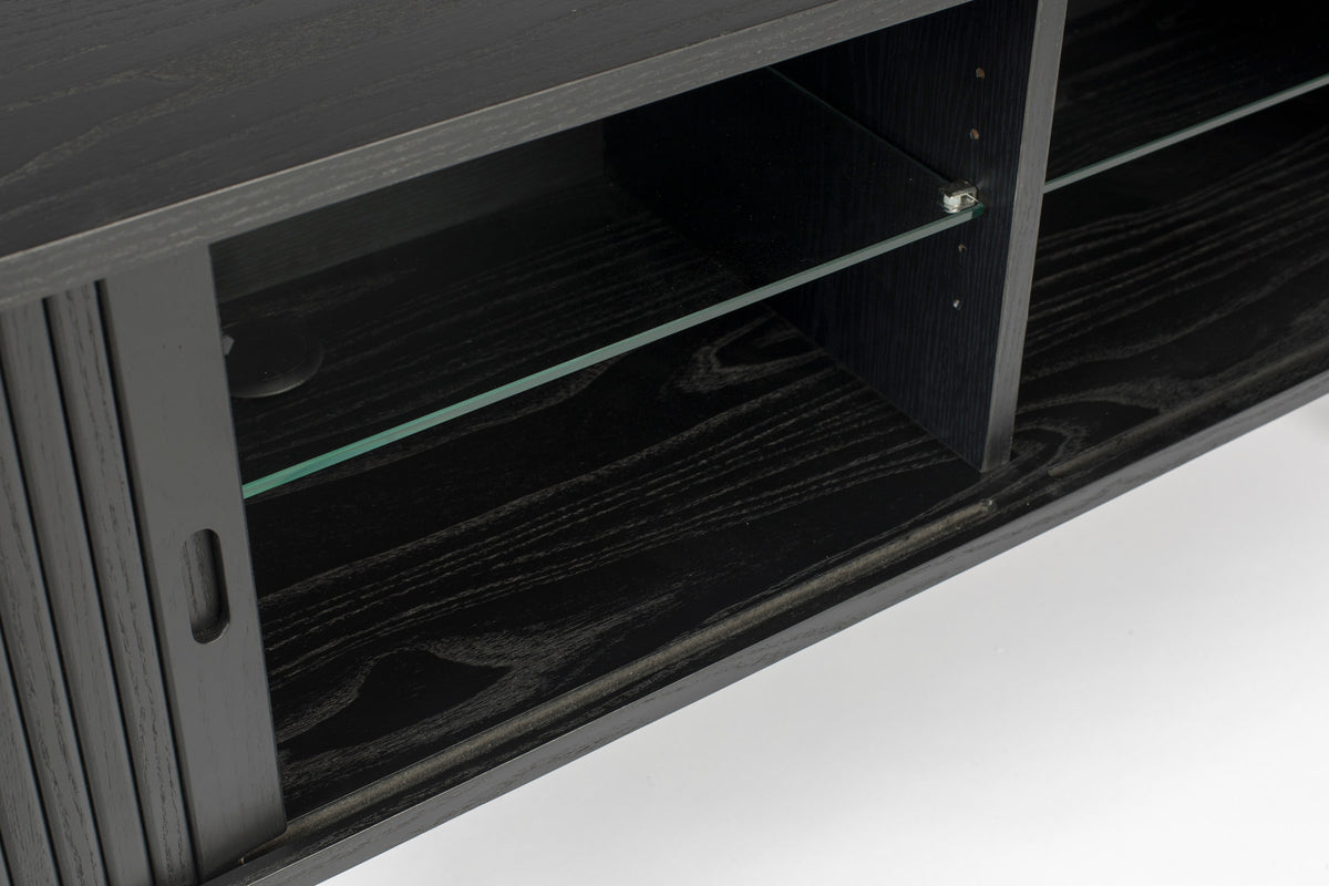 Sideboard Barbier in Schwarz präsentiert im Onlineshop von KAQTU Design AG. High-Sideboard ist von Zuiver
