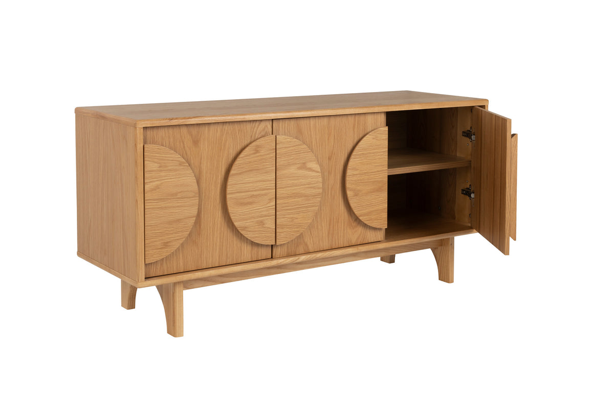 Sideboard Groove 3 Doors in Natural Oak präsentiert im Onlineshop von KAQTU Design AG. Sideboard ist von Zuiver