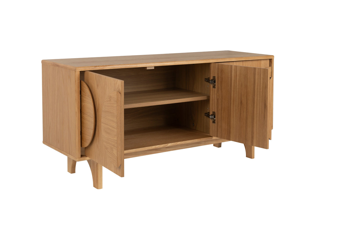 Sideboard Groove 3 Doors in Natural Oak präsentiert im Onlineshop von KAQTU Design AG. Sideboard ist von Zuiver