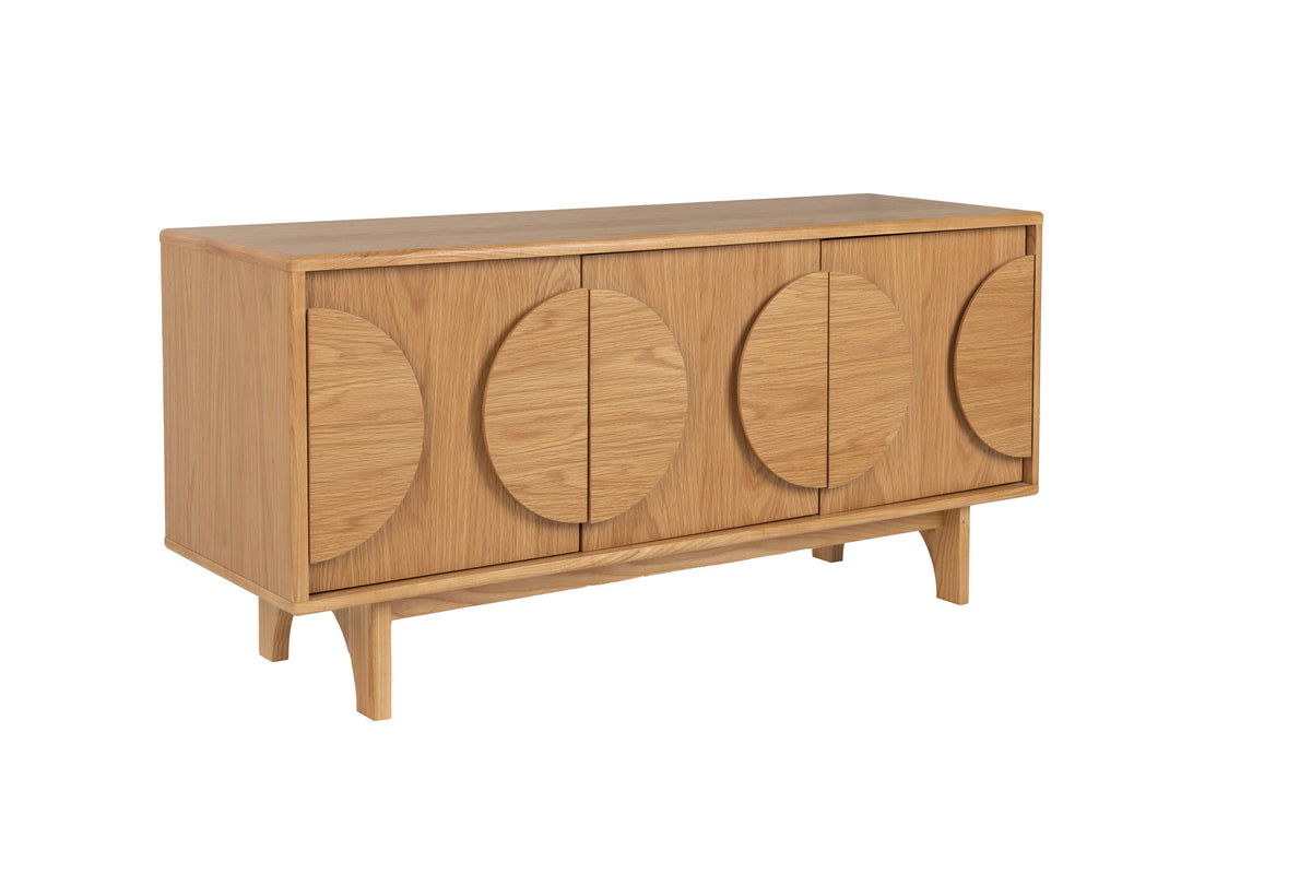 Sideboard Groove 3 Doors in Natural Oak präsentiert im Onlineshop von KAQTU Design AG. Sideboard ist von Zuiver