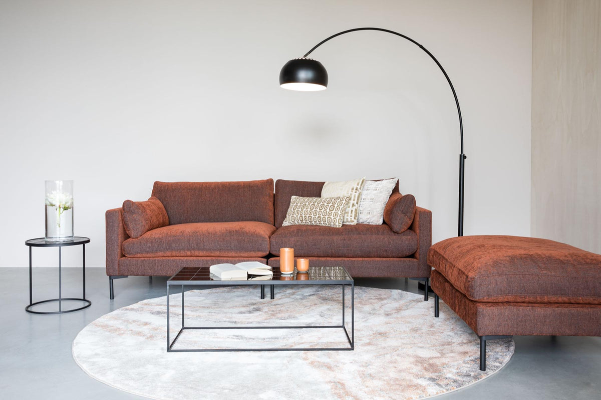 Stehleuchte Metal Bow in Schwarz präsentiert im Onlineshop von KAQTU Design AG. Stehleuchte ist von Zuiver