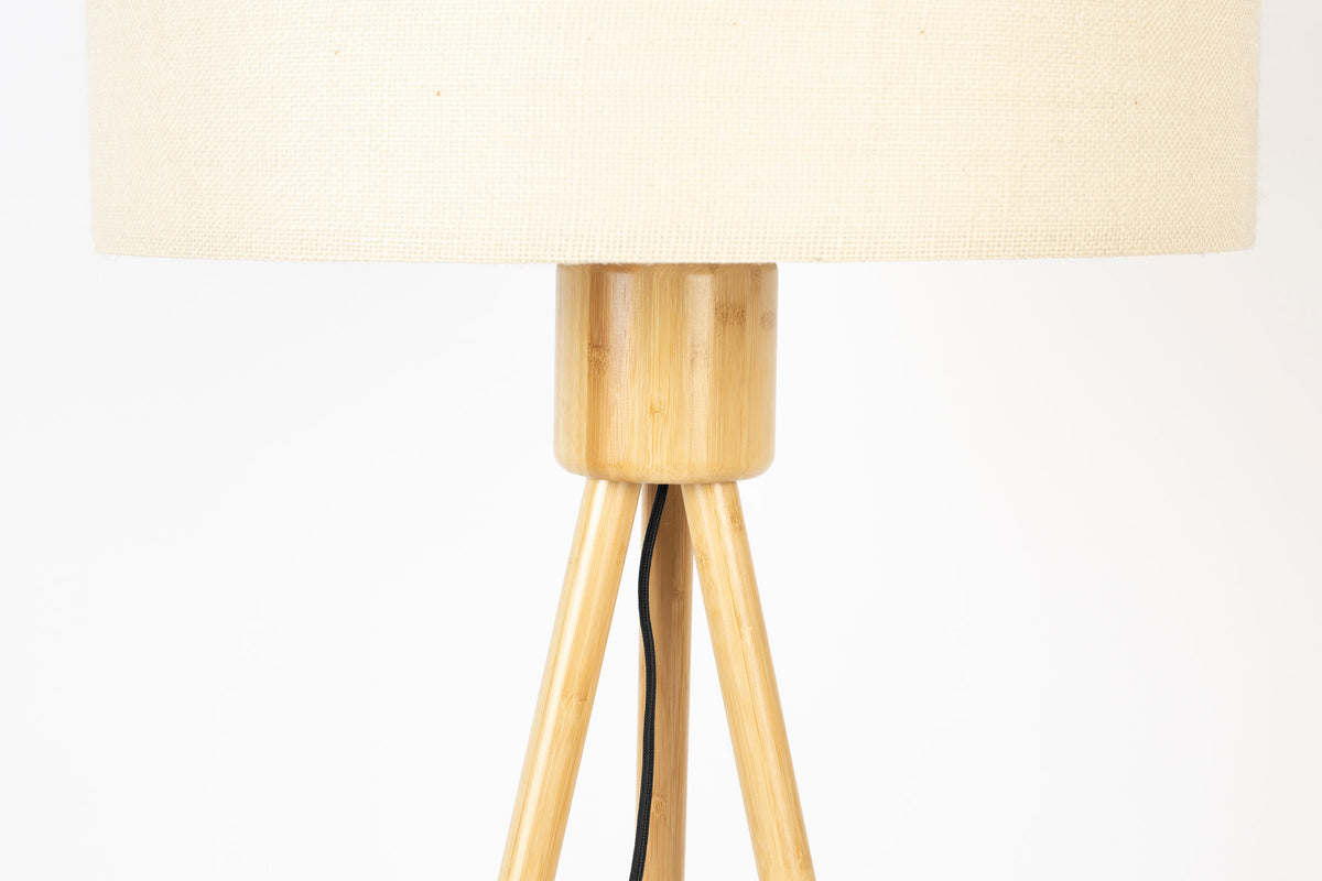 Stehleuchte Fan in Weiss präsentiert im Onlineshop von KAQTU Design AG. Stehleuchte ist von Zuiver