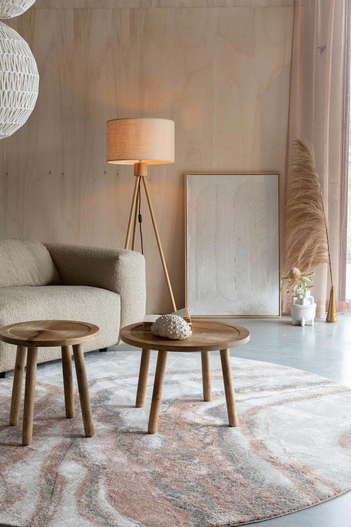 Stehleuchte Fan in Weiss präsentiert im Onlineshop von KAQTU Design AG. Stehleuchte ist von Zuiver