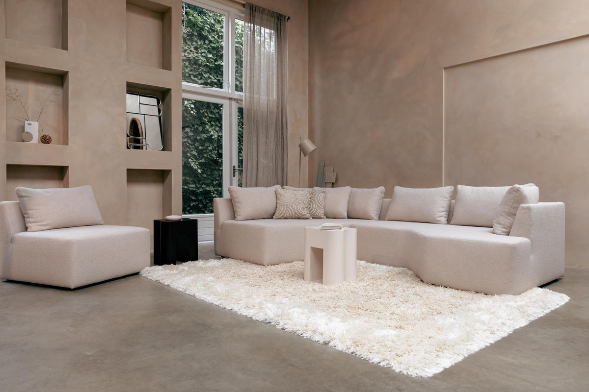 Buckle Head Stehlampe in beige präsentiert im Onlineshop von KAQTU Design AG. Stehleuchte ist von Zuiver