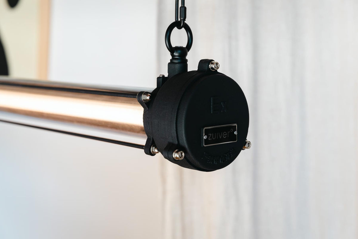 Pendellampe Prime in Schwarz präsentiert im Onlineshop von KAQTU Design AG. Pendelleuchte ist von Zuiver