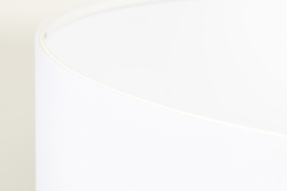 Shade Tripod in Weiss präsentiert im Onlineshop von KAQTU Design AG. Lampenschirm ist von Zuiver