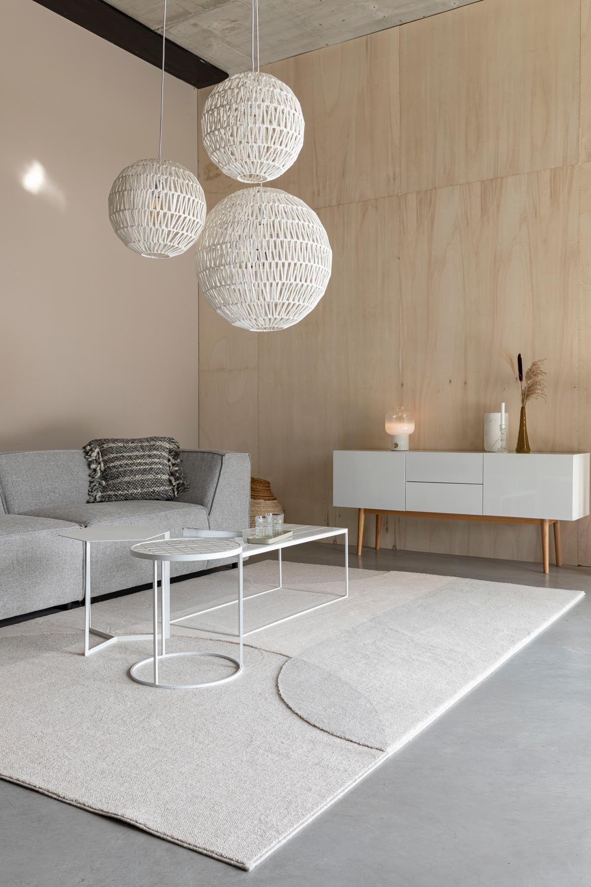 Teppich Dream in Natur/Grau präsentiert im Onlineshop von KAQTU Design AG. Teppich ist von Zuiver