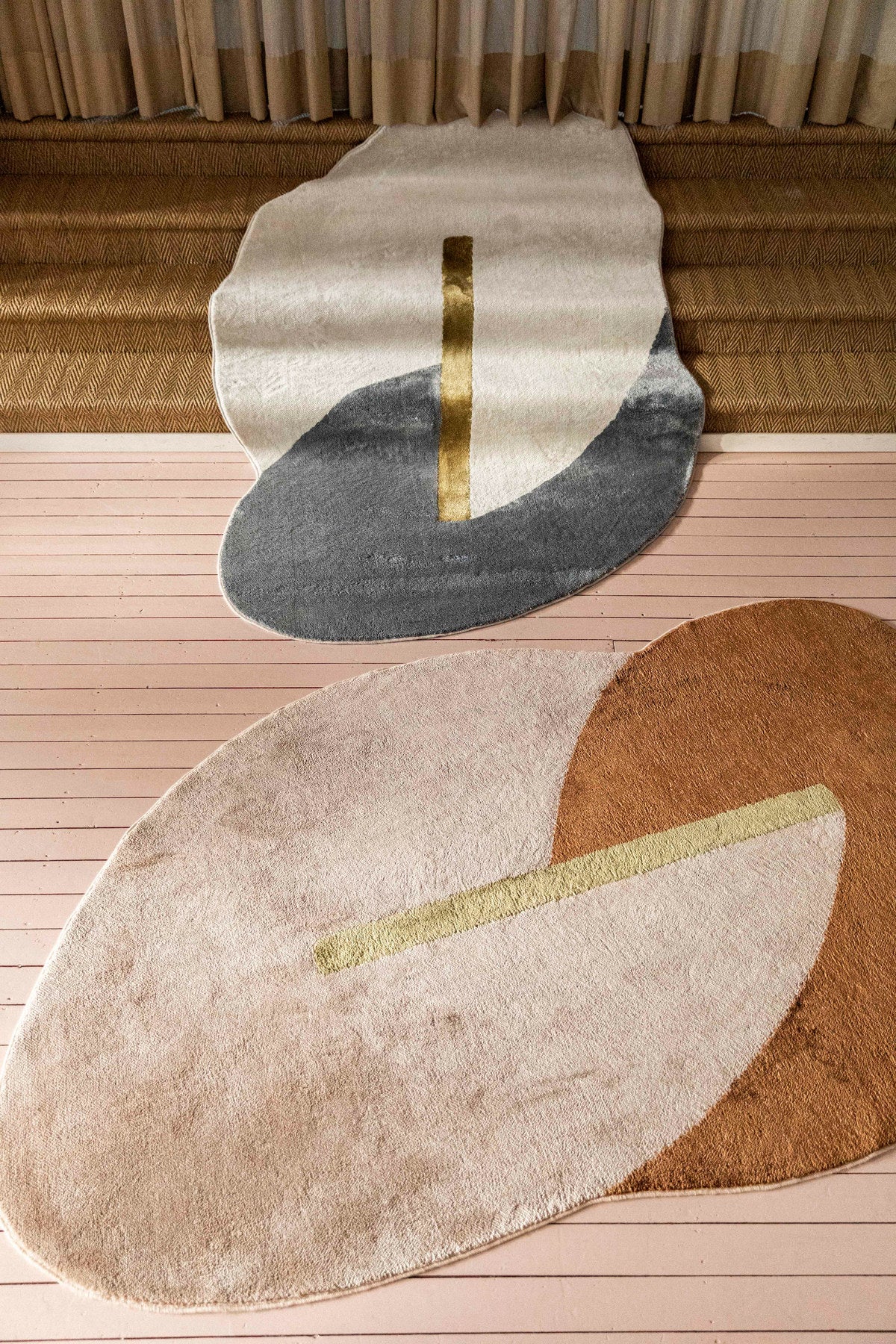 Teppich Phila in Terra präsentiert im Onlineshop von KAQTU Design AG. Teppich ist von Zuiver