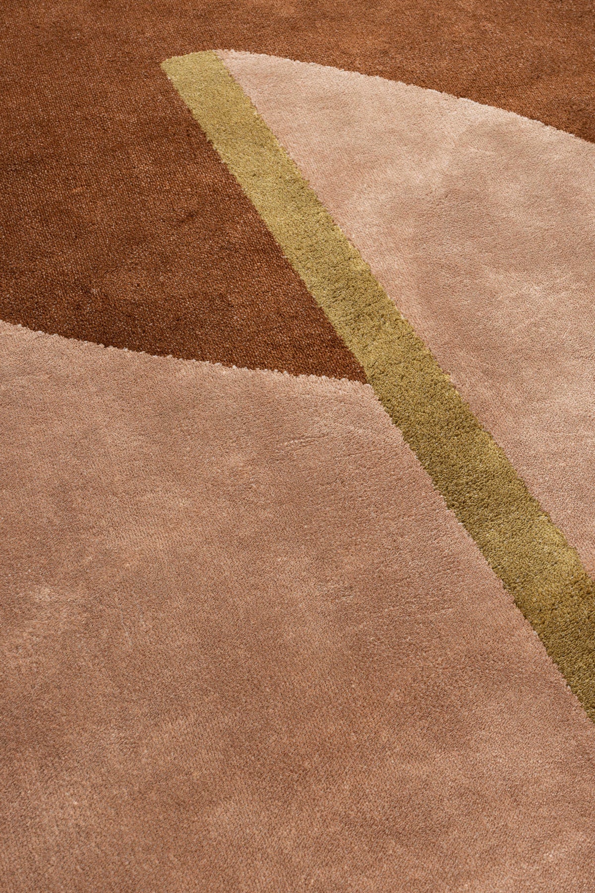 Teppich Phila in Terra präsentiert im Onlineshop von KAQTU Design AG. Teppich ist von Zuiver