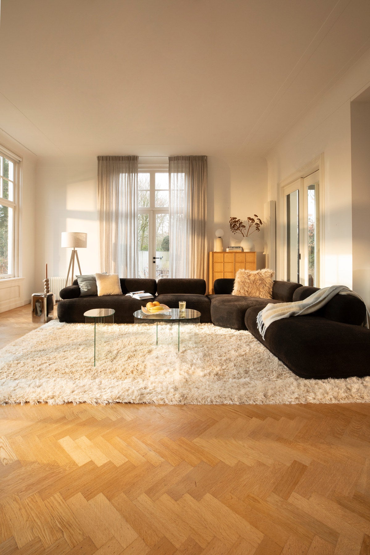 Curly Teppich 200x290 in beige präsentiert im Onlineshop von KAQTU Design AG. Teppich ist von Zuiver