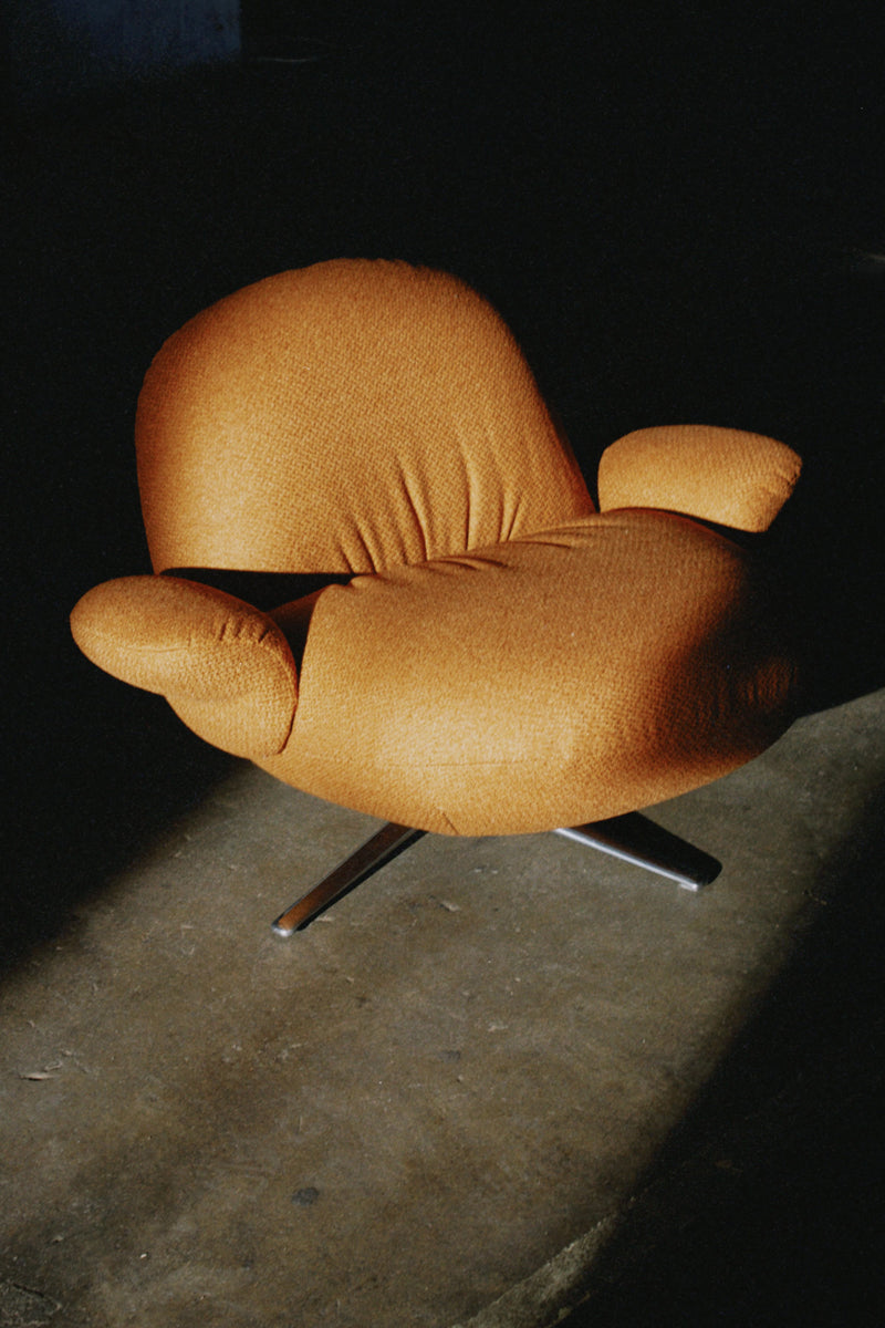 Baoza BAO01 - Sessel in Rust 407 präsentiert im Onlineshop von KAQTU Design AG. Drehsessel ist von Tamo
