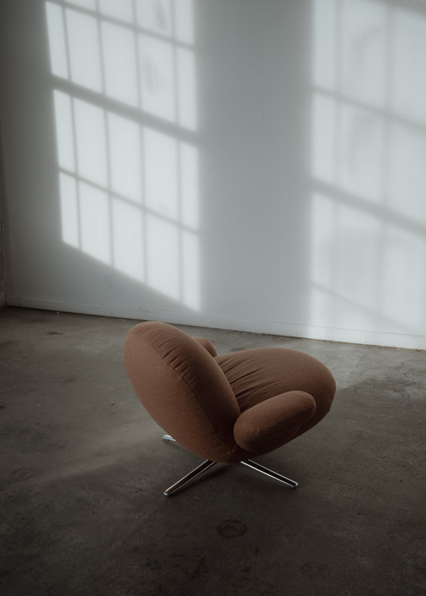 Baoza BAO01 - Sessel in Rust 407 präsentiert im Onlineshop von KAQTU Design AG. Drehsessel ist von Tamo