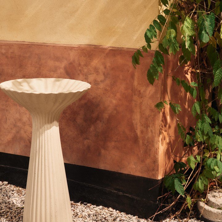 Fountain von Ferm Living: Skulptural und gefältelt