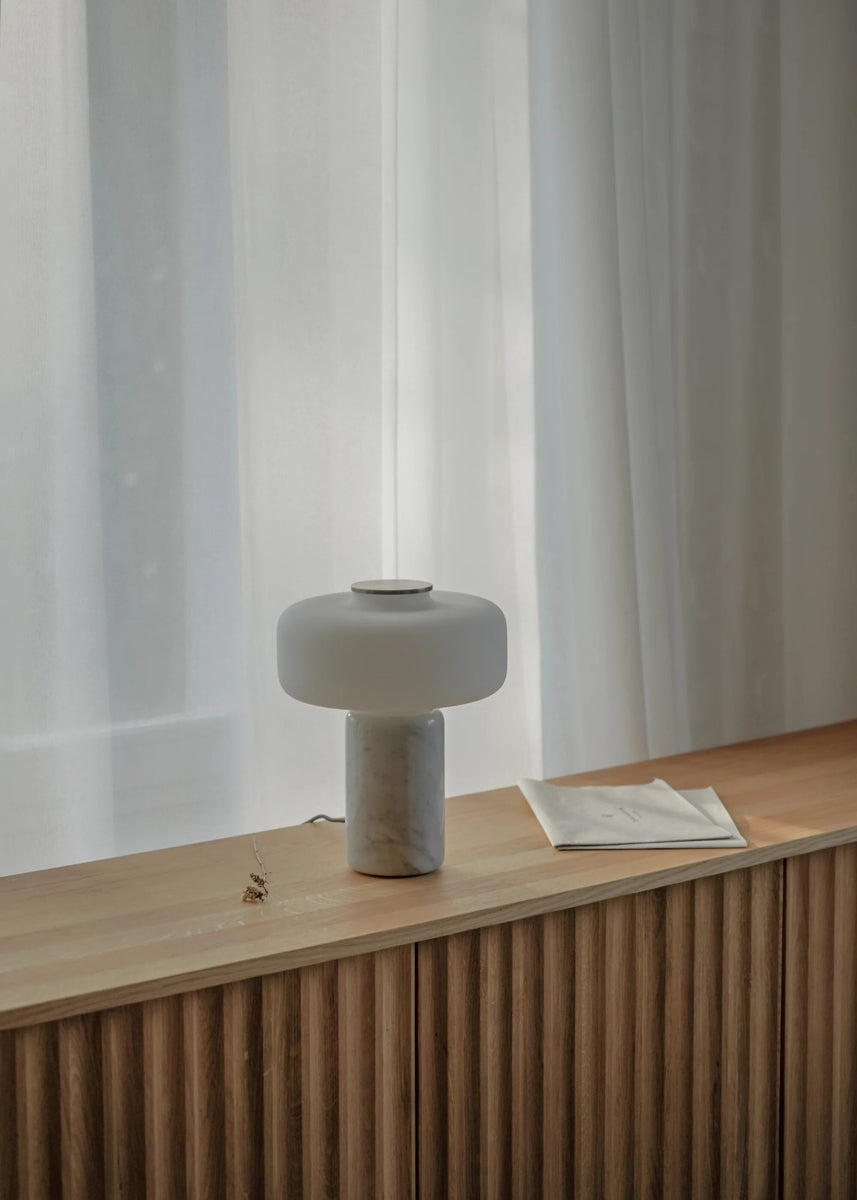Fonte FNT01 - Lampe in Braun präsentiert im Onlineshop von KAQTU Design AG. Tischleuchte ist von Tamo