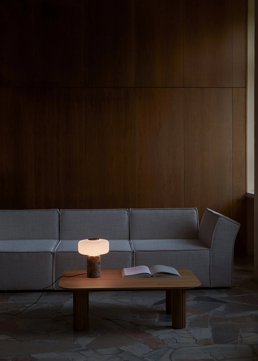 Fonte FNT01 - Lampe in Braun präsentiert im Onlineshop von KAQTU Design AG. Tischleuchte ist von Tamo