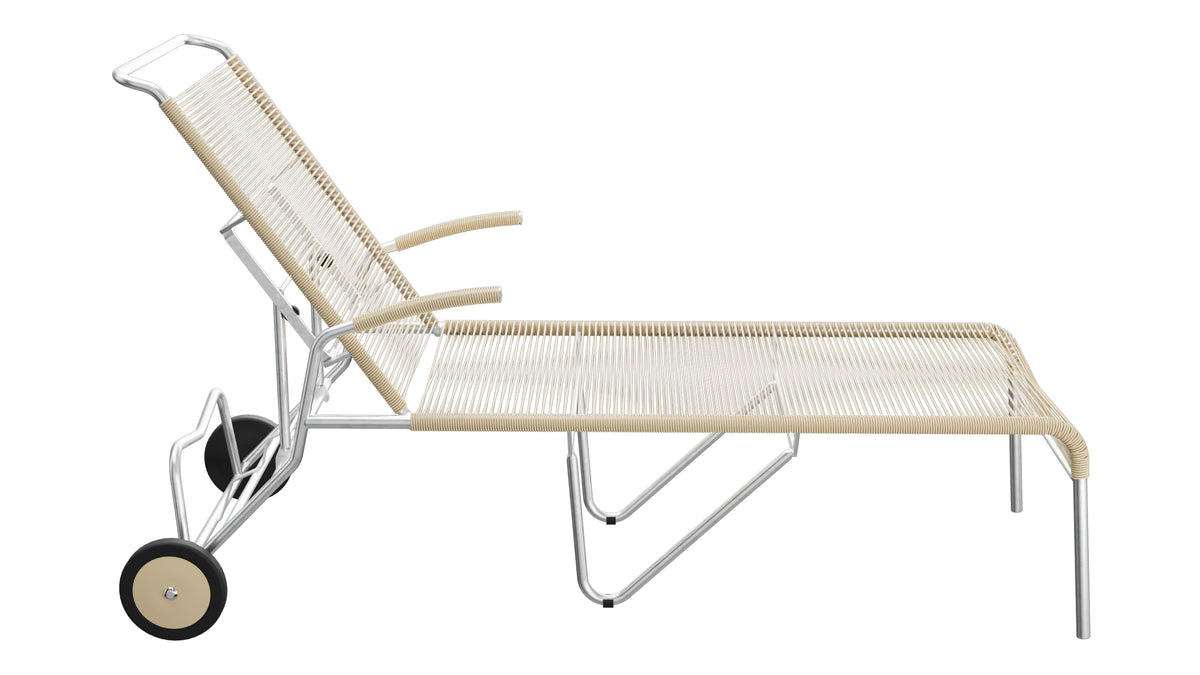 Säntis Spaghetti-Rollenliege in Pastellbraun präsentiert im Onlineshop von KAQTU Design AG. Liegestuhl ist von Schaffner
