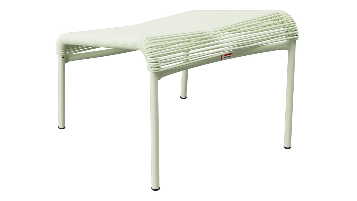 Säntis Spaghetti-Fusshocker in Pastellgrün präsentiert im Onlineshop von KAQTU Design AG. Hocker Outdoor ist von Schaffner