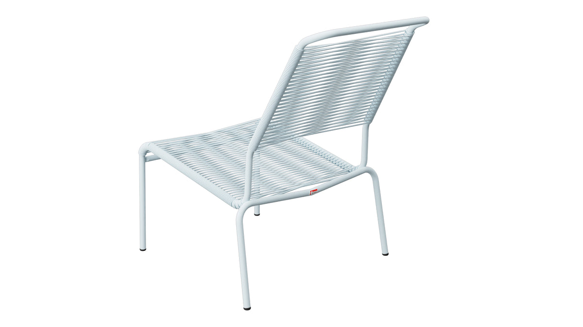 Säntis Spaghetti-Lounger ohne Armlehne Hochlehner in Pastellblau präsentiert im Onlineshop von KAQTU Design AG. Outdoor-Sessel ist von Schaffner