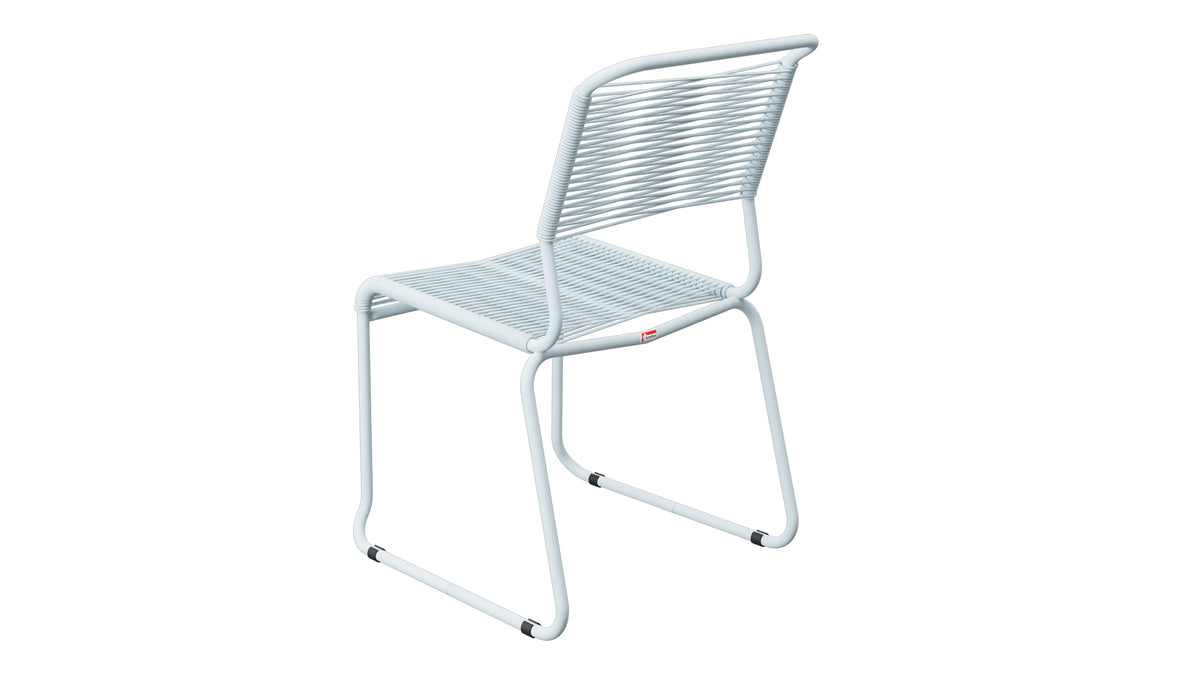 Spaghettistuhl Säntis mit Kufen in Pastellblau präsentiert im Onlineshop von KAQTU Design AG. Gartenstuhl ist von Schaffner