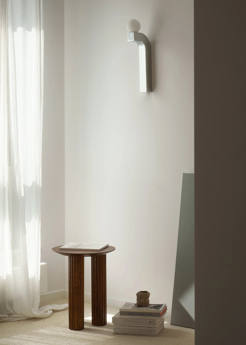 Pallia PLIA01 - Wandleuchte in Schwarz präsentiert im Onlineshop von KAQTU Design AG. Wandleuchte ist von Tamo