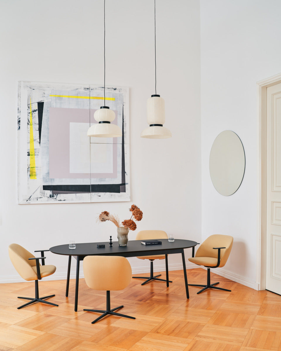 Paralel PR1P21 - Loungesessel mit Drehgestell in Umbra präsentiert im Onlineshop von KAQTU Design AG. Drehsessel ist von Mdd