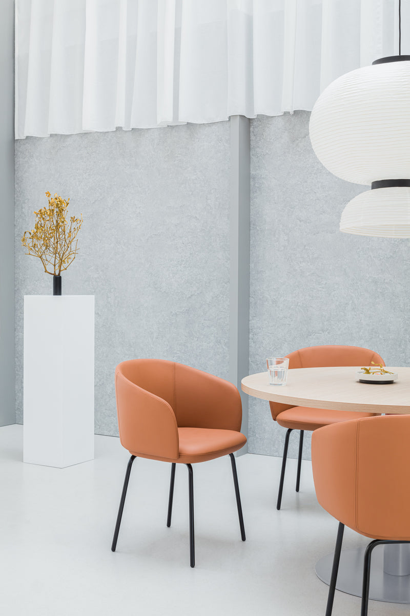 Grace GRP5 - Stuhl 4-Bein-Gestell in präsentiert im Onlineshop von KAQTU Design AG. Drehstuhl ist von Mdd