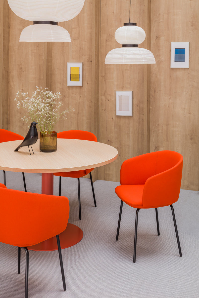Grace GRP5 - Stuhl 4-Bein-Gestell in präsentiert im Onlineshop von KAQTU Design AG. Drehstuhl ist von Mdd