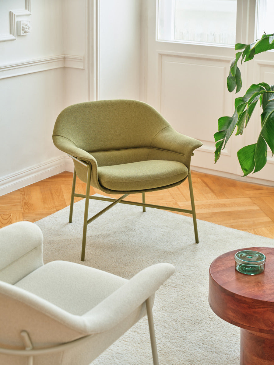 Ismo IS01 - Sessel in Khaki präsentiert im Onlineshop von KAQTU Design AG. Sessel ist von Mdd