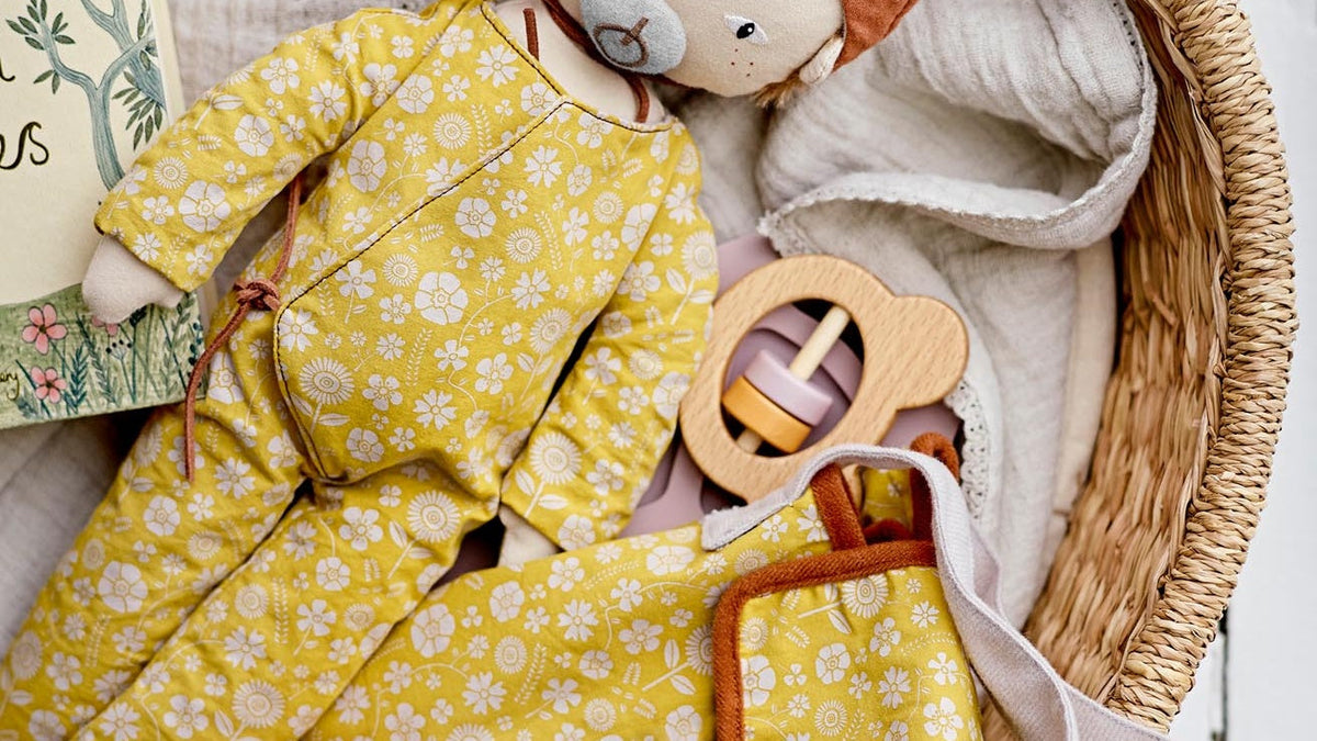 Weihnachtsgeschenke für Kinder – Spielset Riina aus Buchenholz
