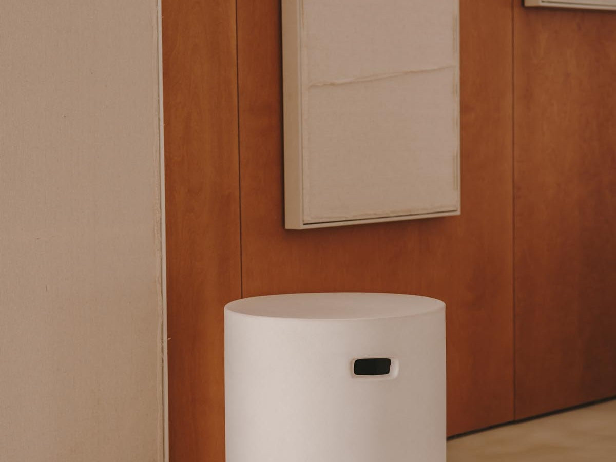 Aiguablava Beistelltische von Kave Home: moderne, klare Linien, hochwertige Materialien; vielseitig im Wohnzimmer, Flur oder Schlafzimmer.