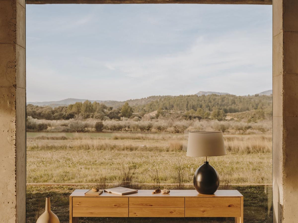 Elegante Alguema Kollektion von Kave Home: stilvolle Möbel und Accessoires in harmonischen Farben und modernen Designs.