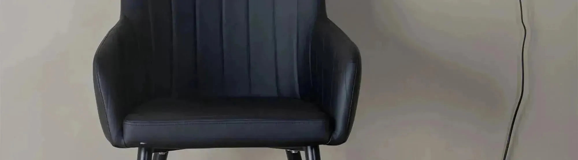 Entdecke die stilvollen Stühle der Venture Home Comfort Kollektion. Ergonomisch, vielseitig und langlebig – für dein Zuhause und höchsten Komfort.